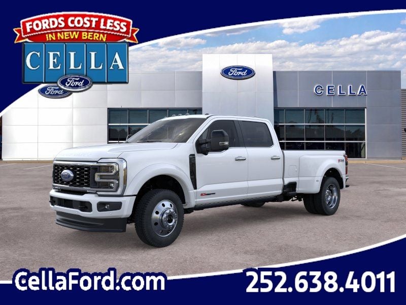 2026 Ford Super Duty F-450 Platinum in Star White Metallic Tri-Coat — front three-quarter view