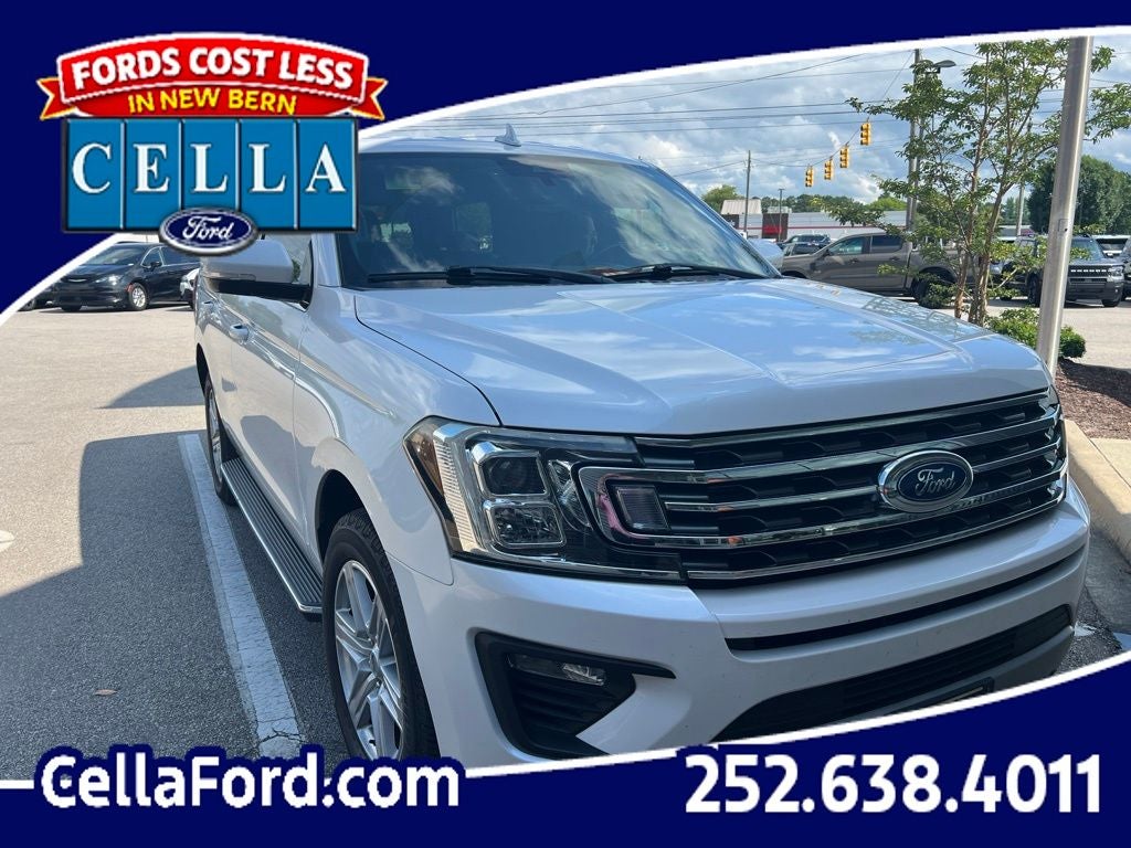 2019 Ford Expedition XLT in White Platinum Metallic Tri-Coat — front three-quarter view